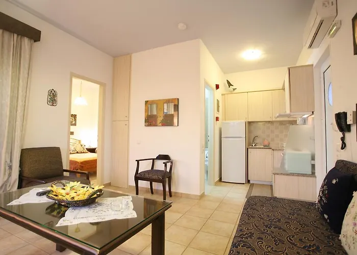 Aigli Néa Ankhíalos